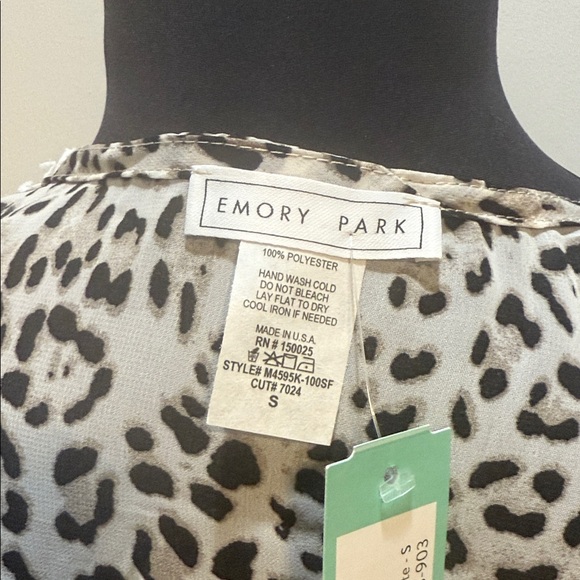 Emory Park Animal Print Kimono - Black and White - Picture 2 of 6